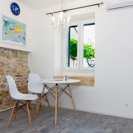 Luxury Minerva Gardens