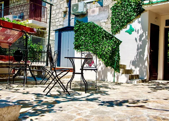 Apartment Luxury Minerva Gardens *