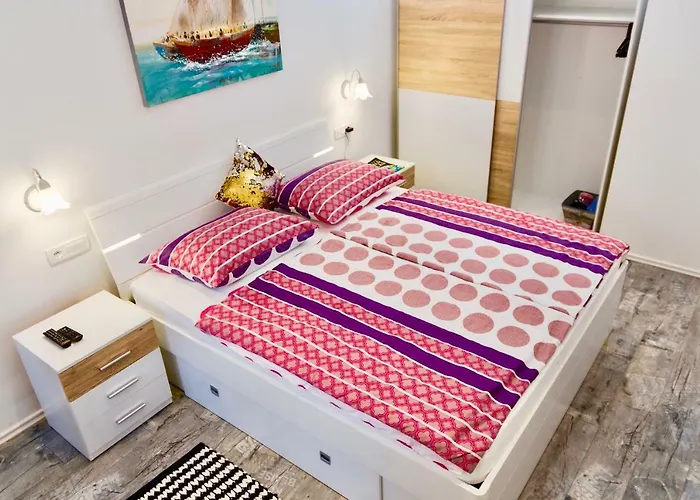 Apartment Luxury Minerva Gardens *