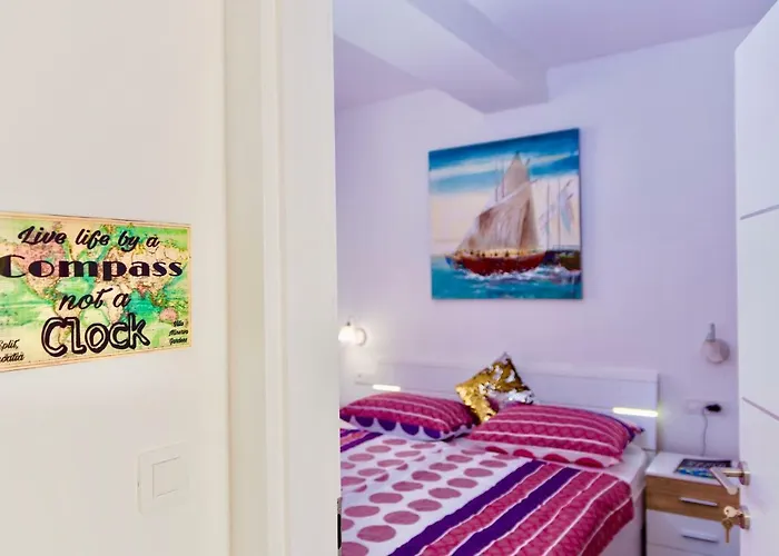 Apartment Luxury Minerva Gardens *